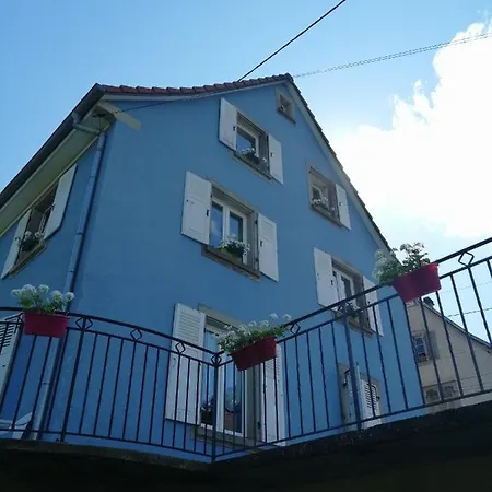 Apartament Les Locations De Stephanie ,gite L'arbre *