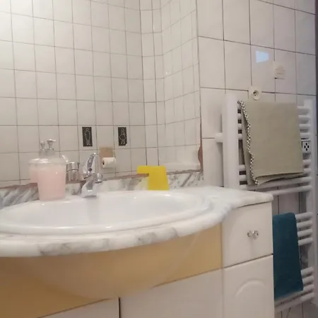 Les Locations De Stephanie ,gite L'arbre Apartament Sondernach