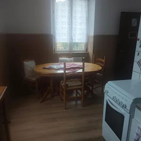 Apartmán Les Locations De Stephanie ,gite L'arbre